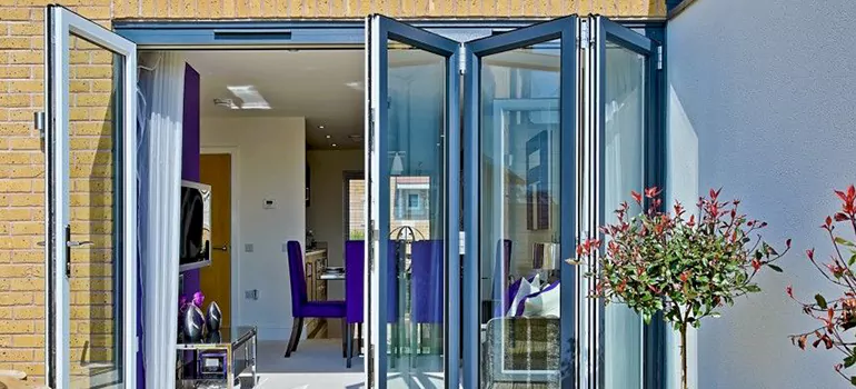 Bifold Door Repairs Near Me in San Carlos Park, FL