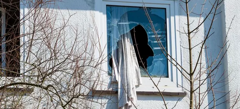 Storm Window Installation Contractors in San Carlos Park, FL