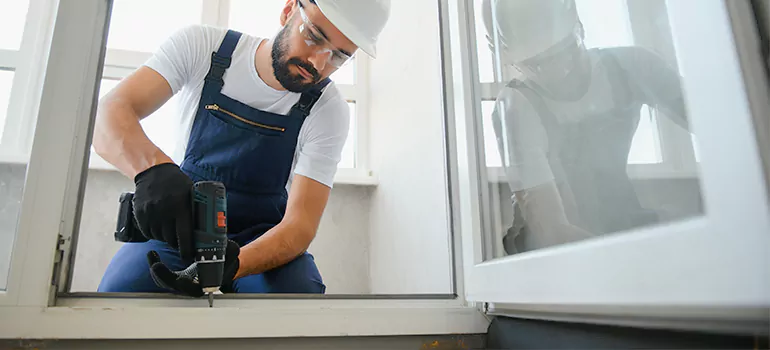 Replace Broken Window Pane in San Carlos Park, FL
