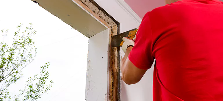Residential Accordion Door Repair in San Carlos Park, FL